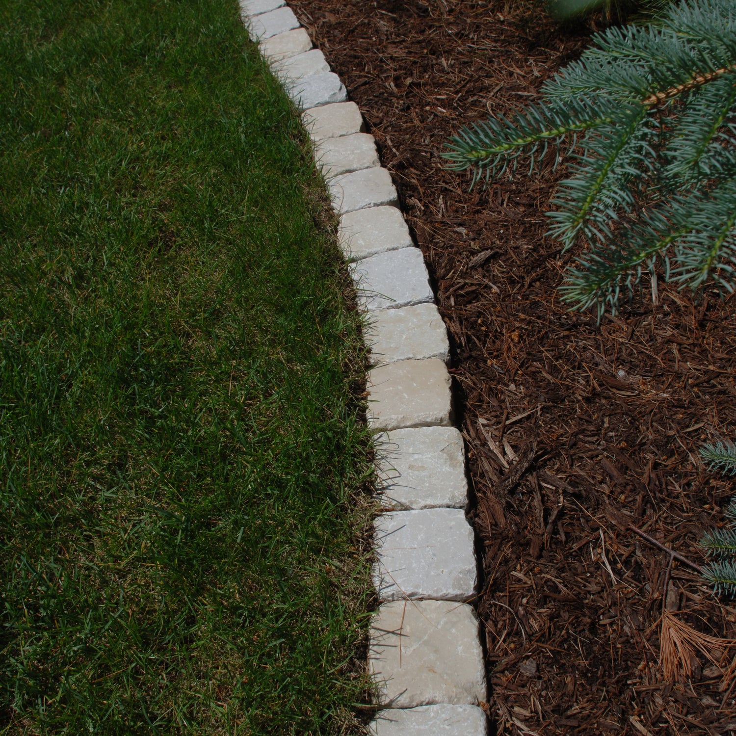 Eden® Lawn Edging